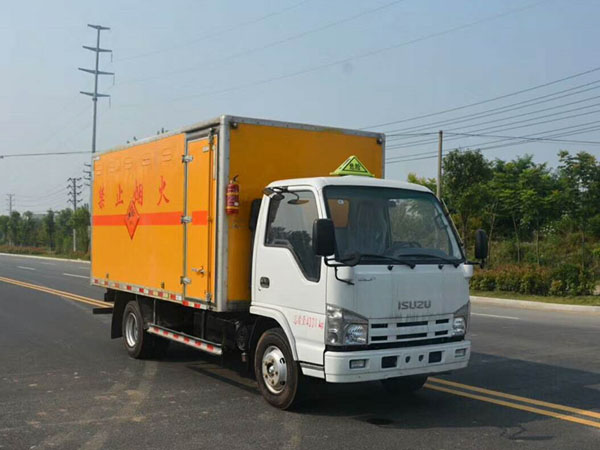 慶鈴五十鈴4米1（藍牌）爆破器材車