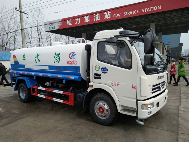 東風(fēng)多利卡（9.5方）灑水車
