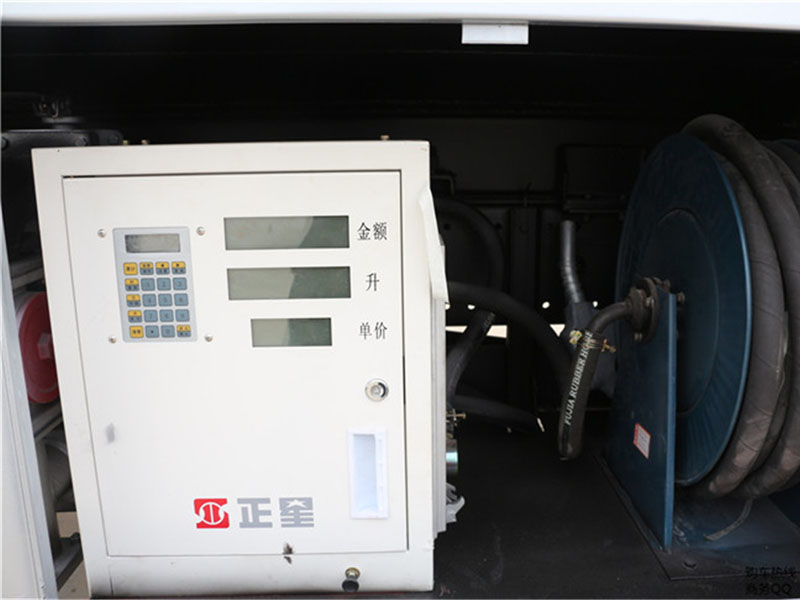 時風2.5方加油車