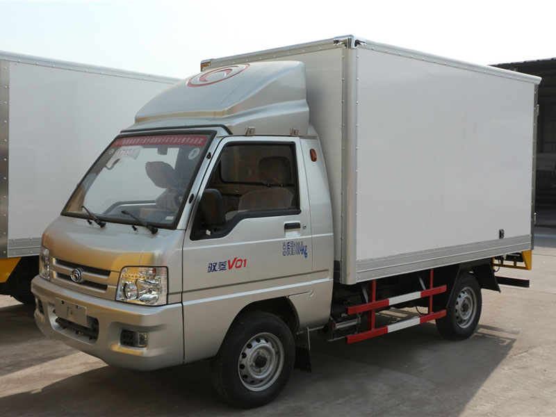 福田馭菱后雙輪2.9米貨廂冷藏車