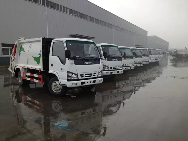 五十鈴（5方）壓縮式垃圾車