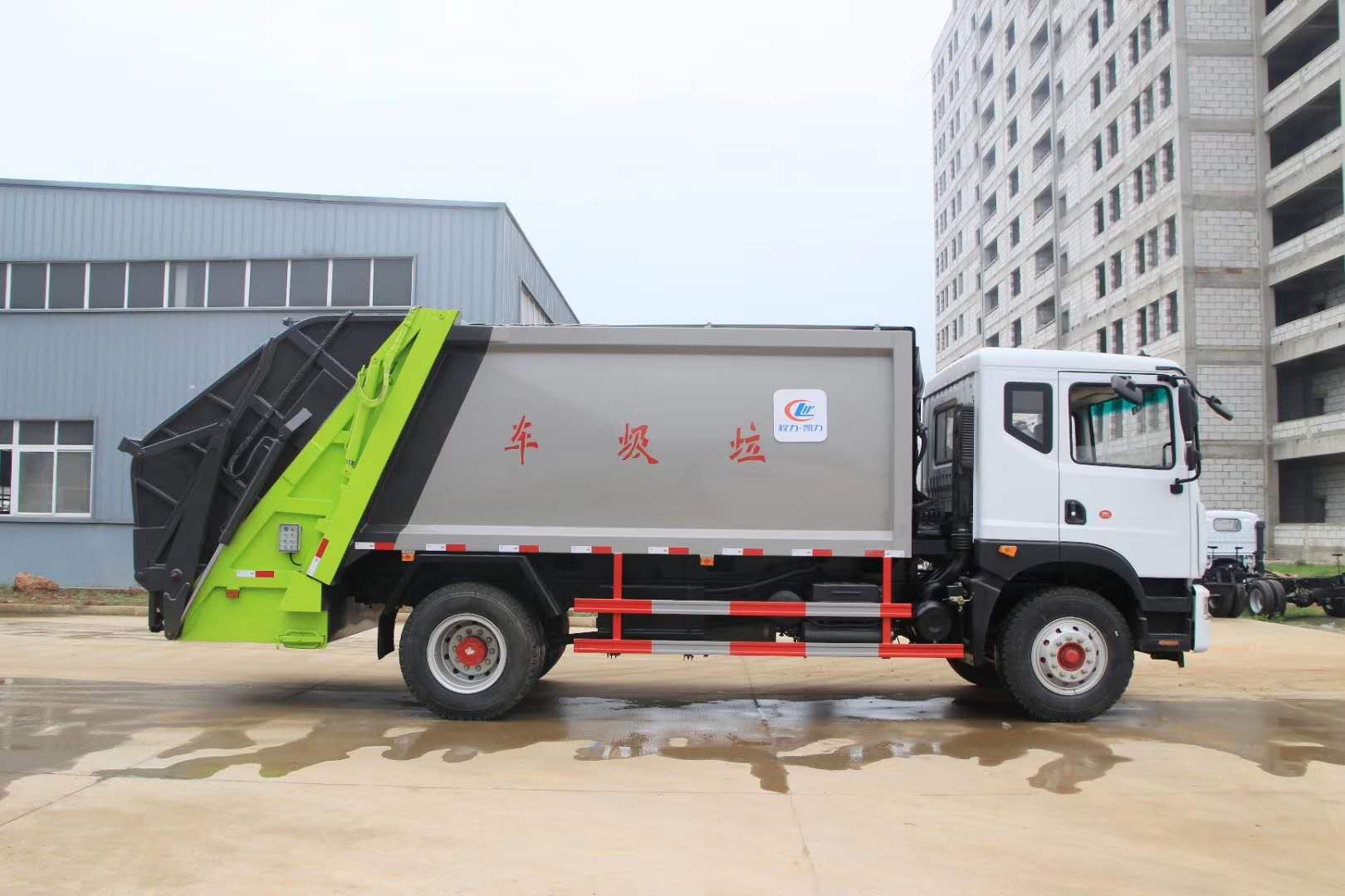 東風D9多利卡12方壓縮垃圾車