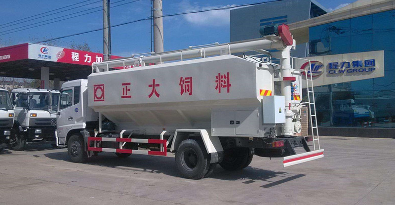 東風天錦CLW5165ZSLD5型散裝飼料運輸車