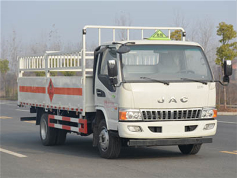 江淮駿鈴5米1（額載5.1噸）氣瓶車