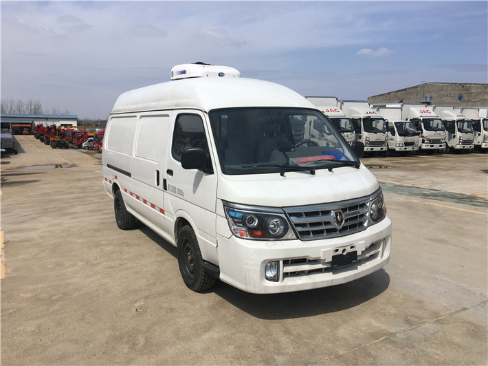 金杯海獅面包冷藏車配置參數