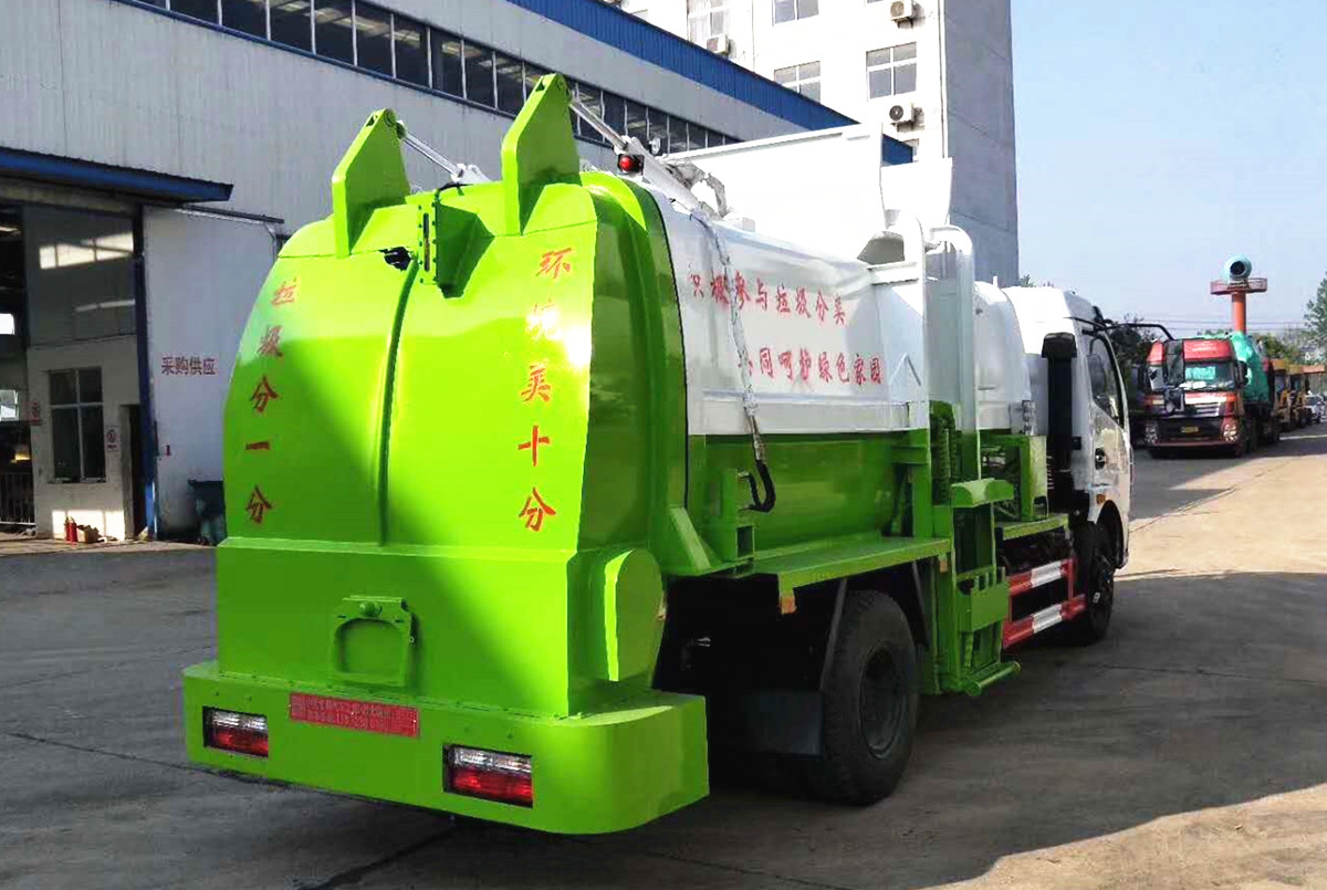 東風(fēng)8立方廂式餐廚垃圾車