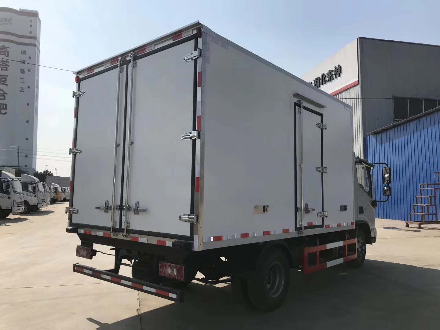 歐馬可S3排半冷藏車