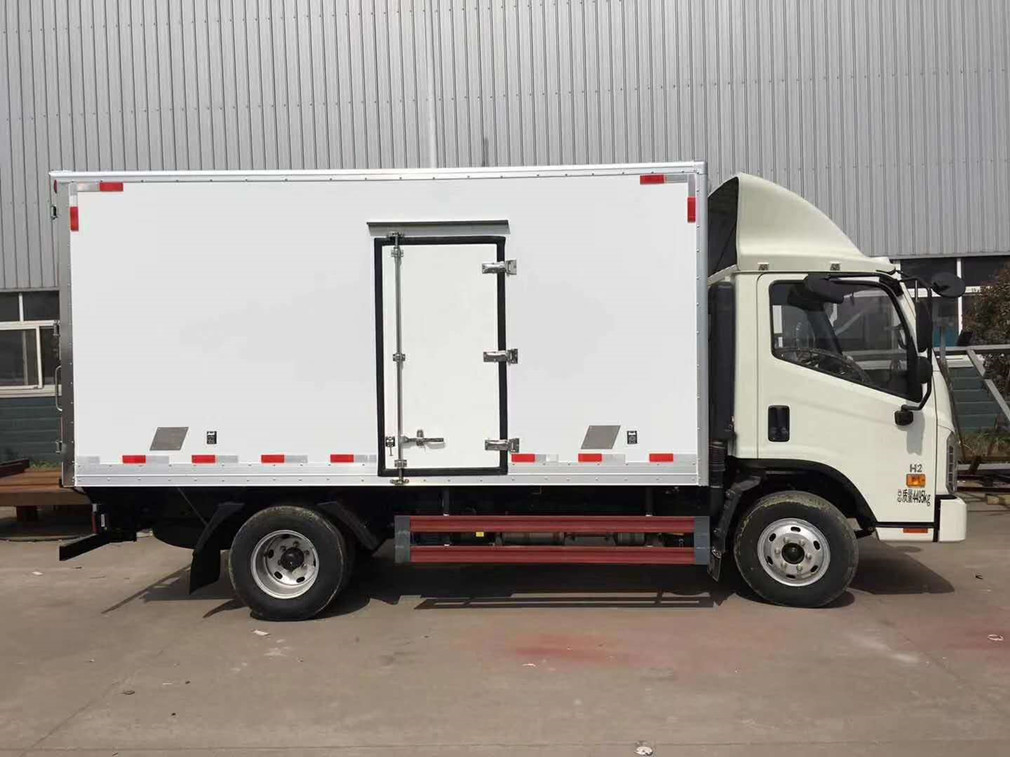 福田康瑞4米貨廂冷藏車