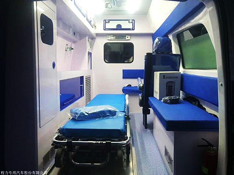 奔馳威霆負(fù)壓救護(hù)車