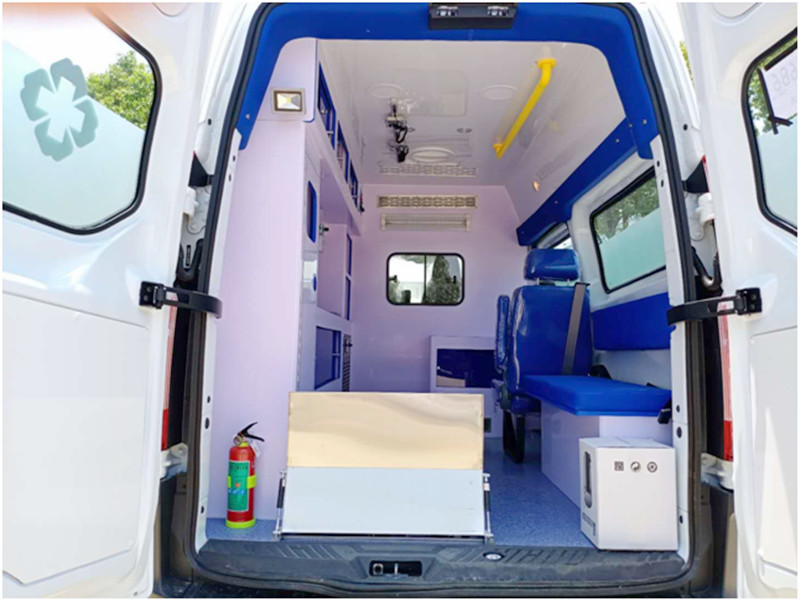 福特全順V362汽油版中軸中頂救護車