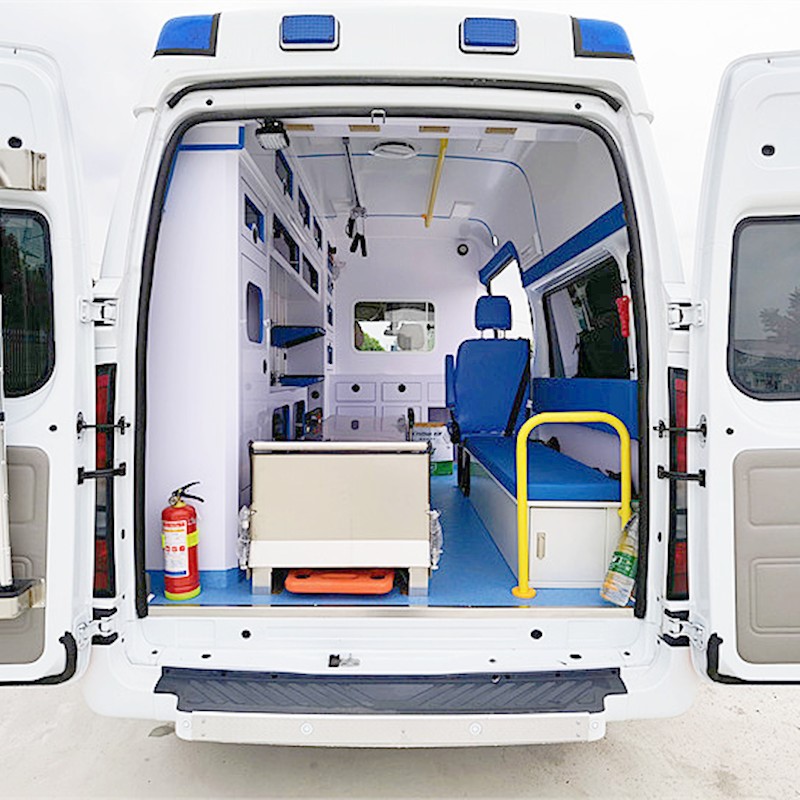 福特新時代長軸高頂救護車