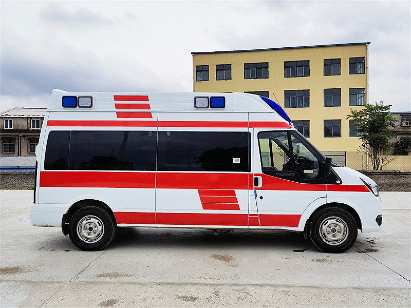 福特新時(shí)代長(zhǎng)軸ABS一體化內(nèi)飾救護(hù)車(chē)