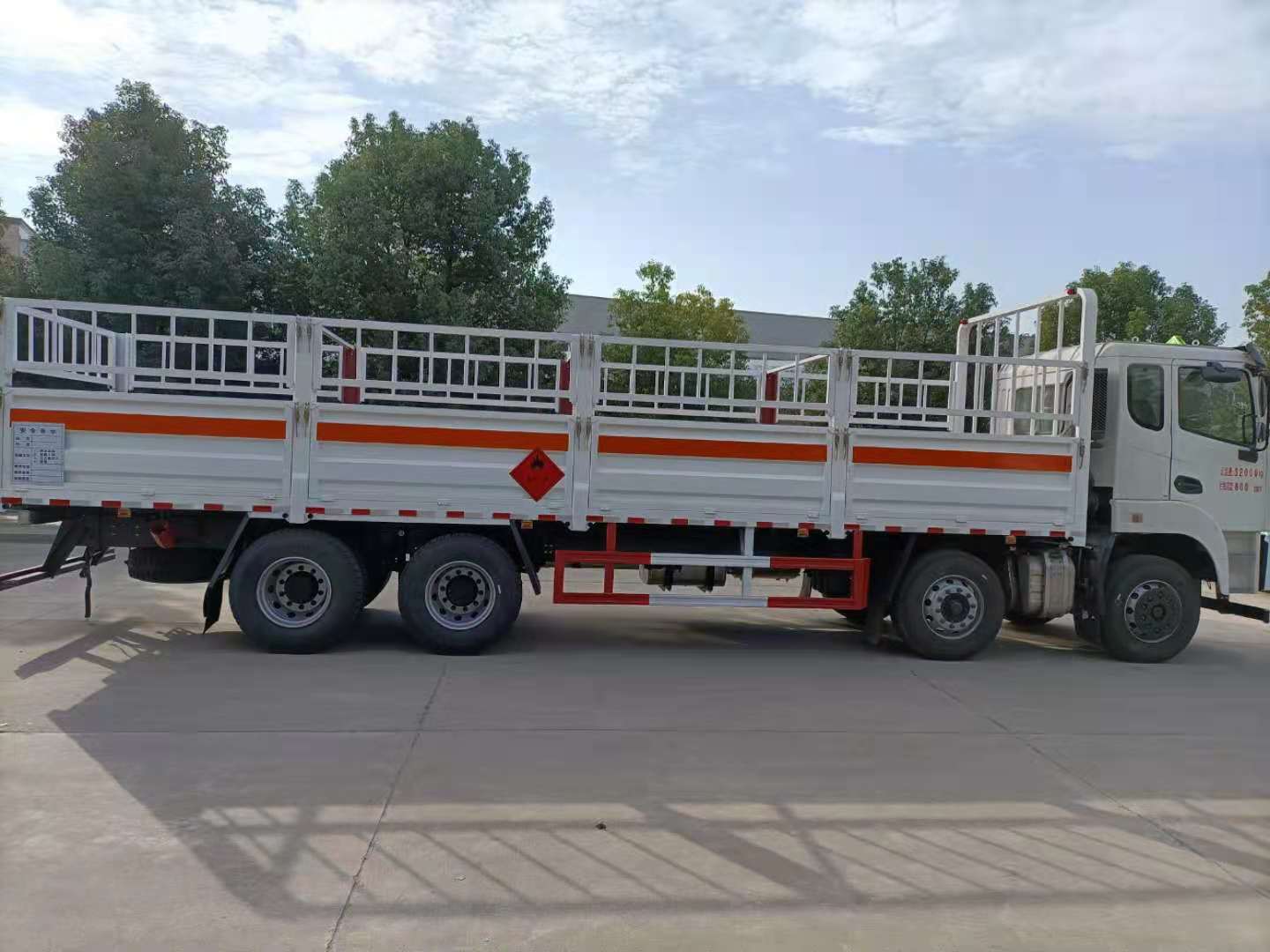 東風錦程國六9米6（額載20噸）氣瓶運輸車