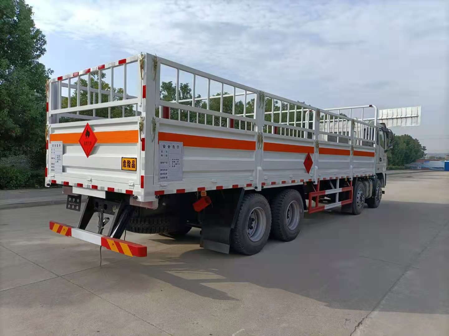 東風錦程國六9米6（額載20噸）氣瓶運輸車