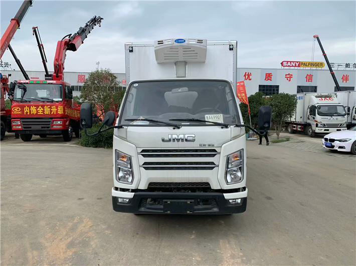 江鈴國六醫療廢物轉運車