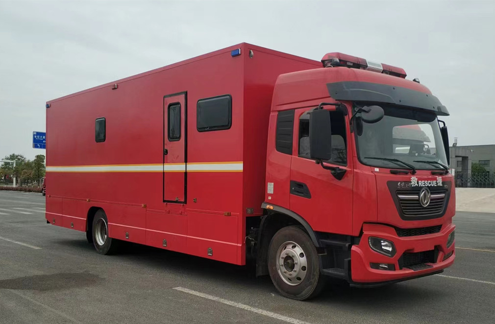 東風天錦6-24人宿營車