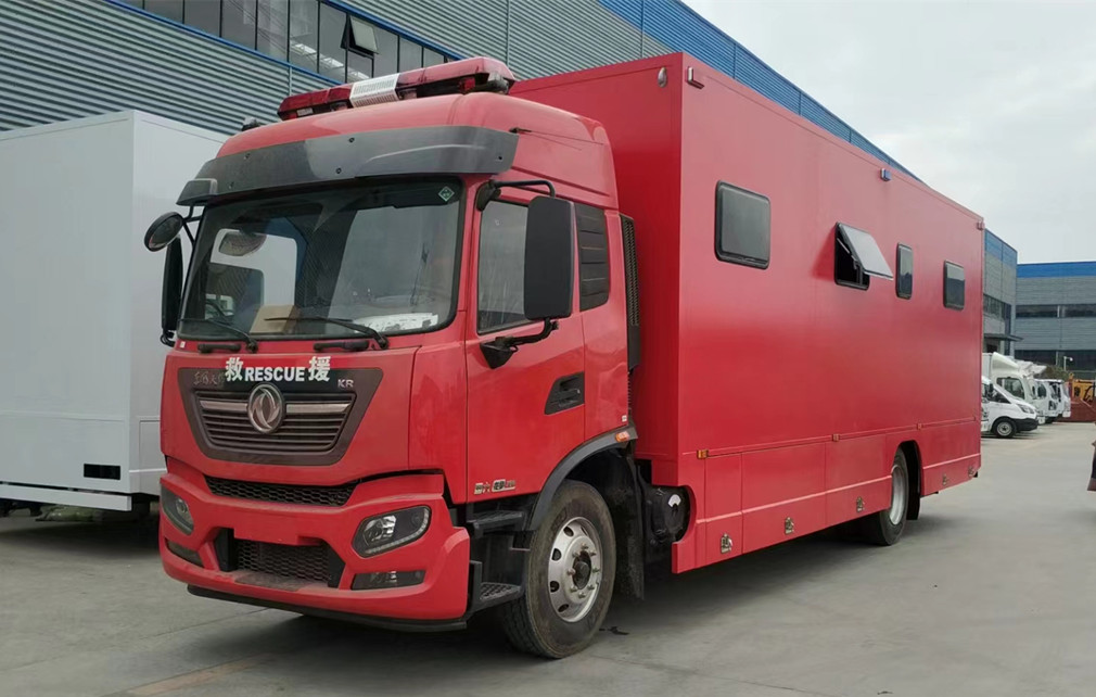 東風天錦6-24人宿營車