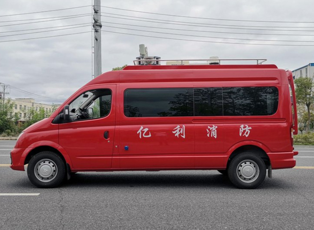 上汽大通7座通訊指揮車