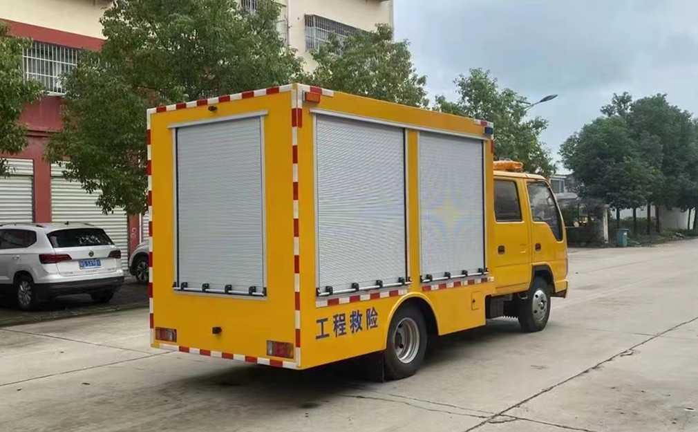 五十鈴1200立方救險車