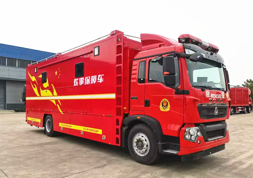 重汽4×2自行式野外炊事車