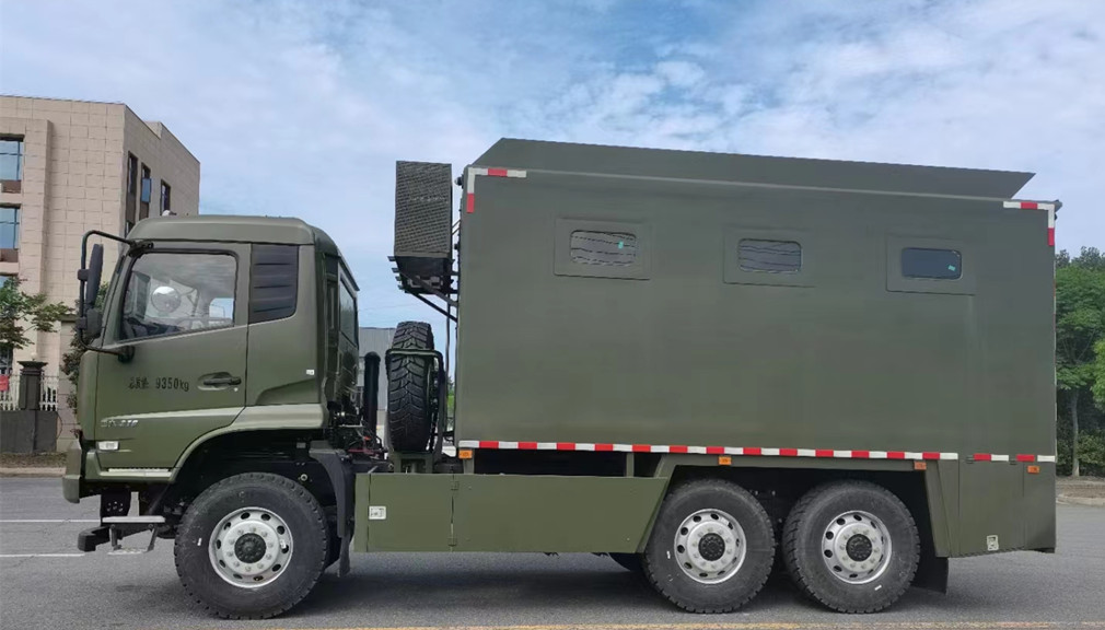 東風6×6越野六驅炊事車