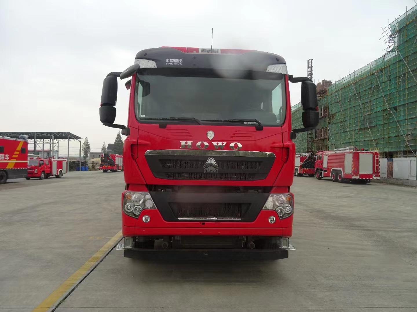 重汽25噸水罐/泡沫消防車