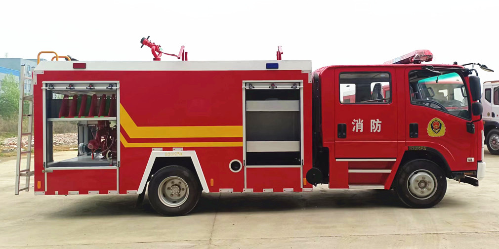 五十鈴3.5噸水罐/泡沫消防車