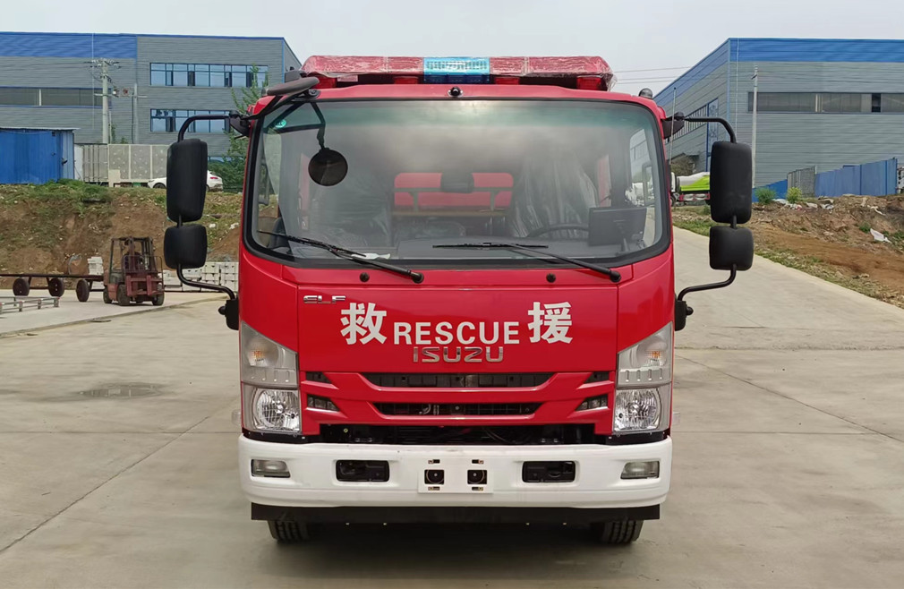 五十鈴3.5噸水罐/泡沫消防車