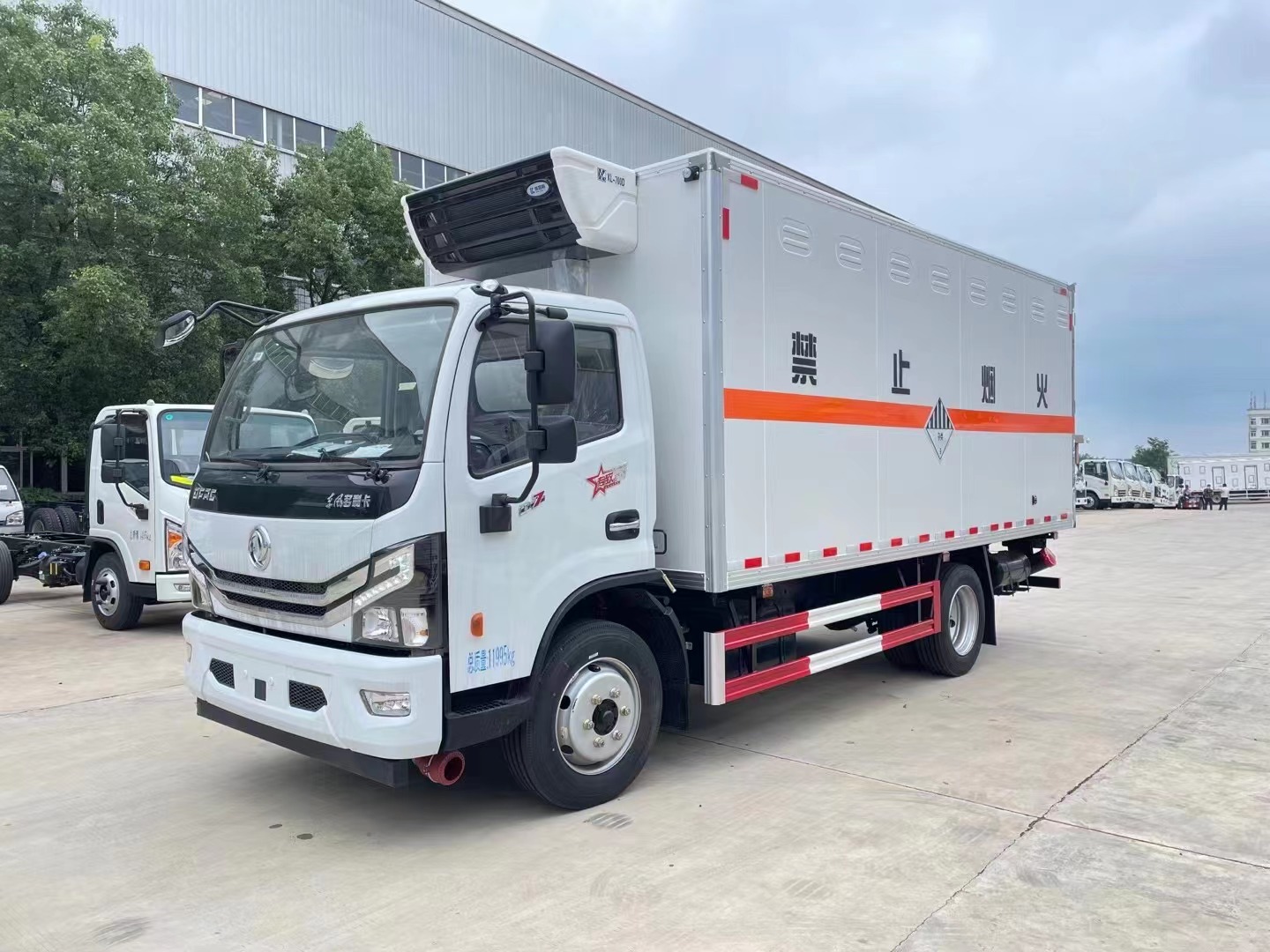 東風危險廢物運輸車/雜項危險廢物車