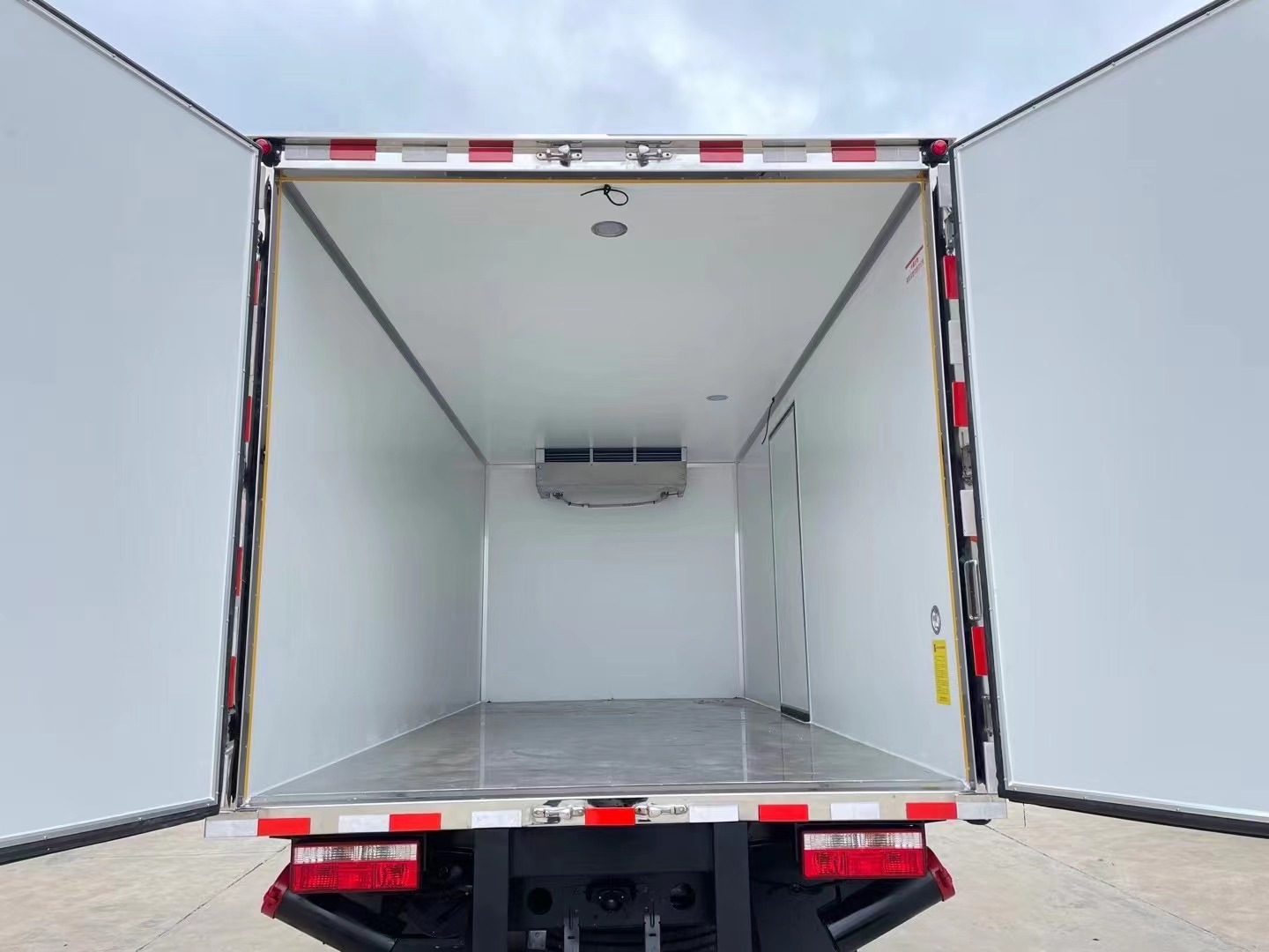 東風危險廢物運輸車/雜項危險廢物車