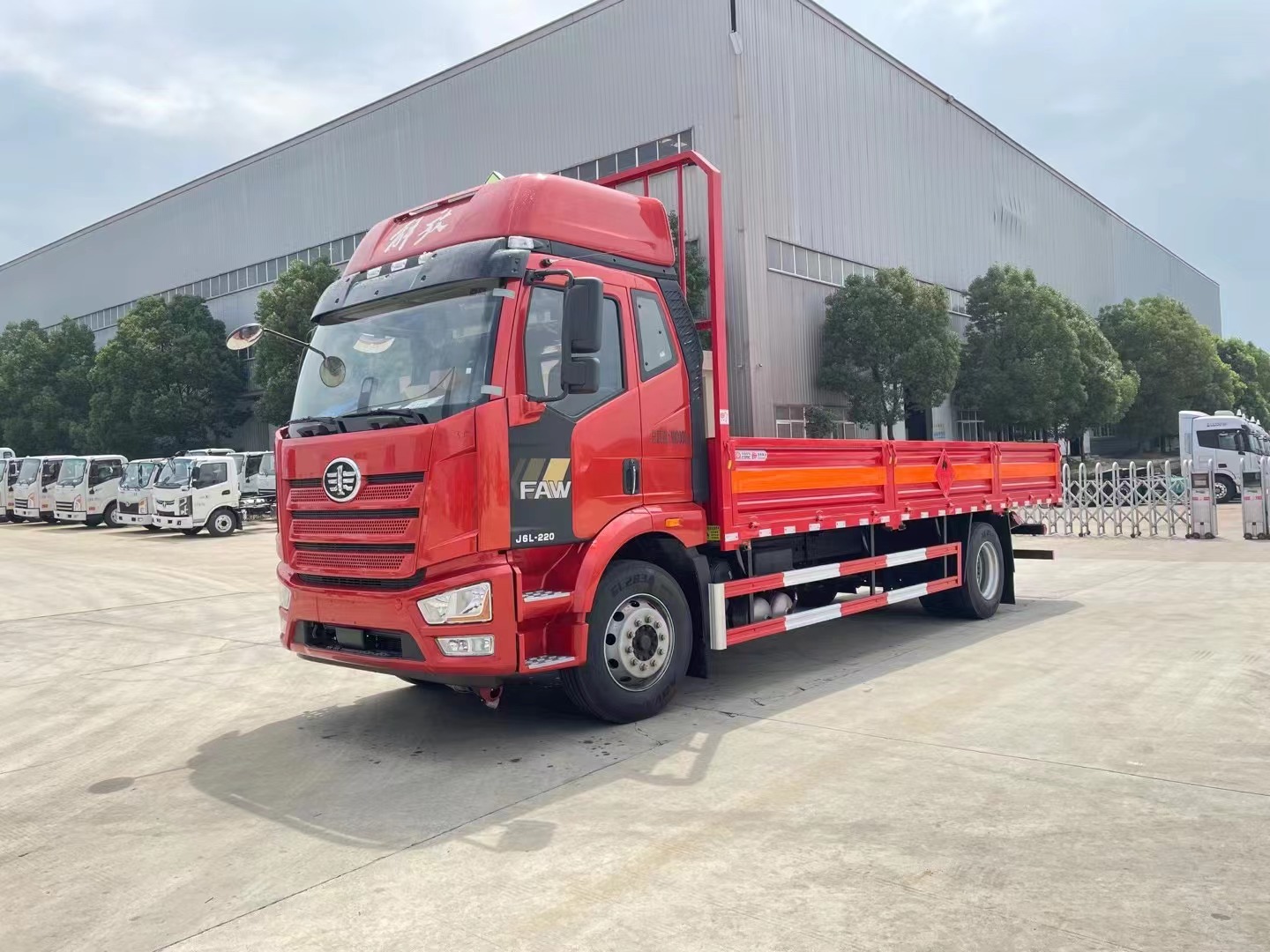 解放J6L（6.8米）氣瓶運輸車