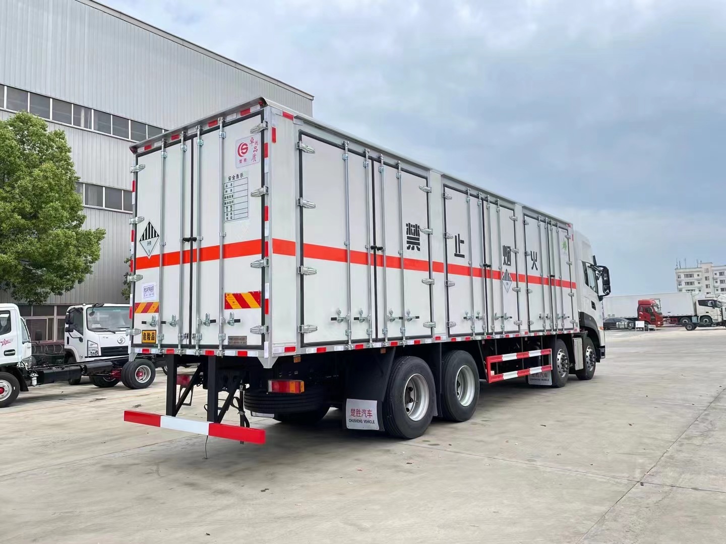 雜項危險品專用車/廢機油運輸車