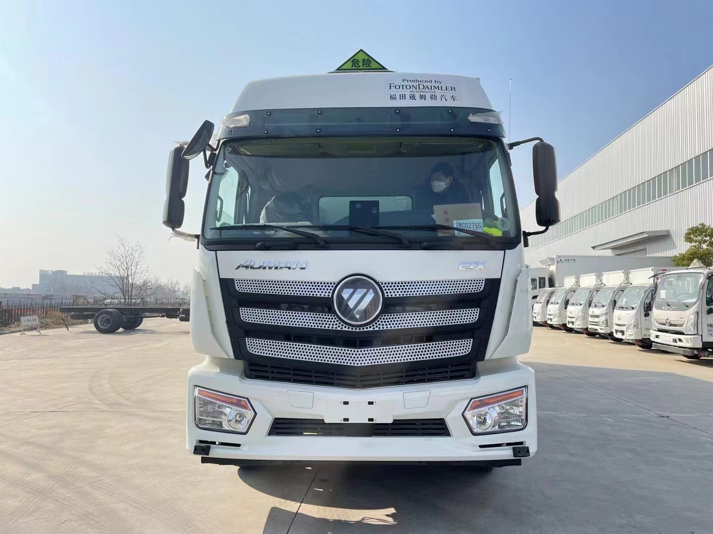 福田歐曼前四后八國(guó)六氣瓶車