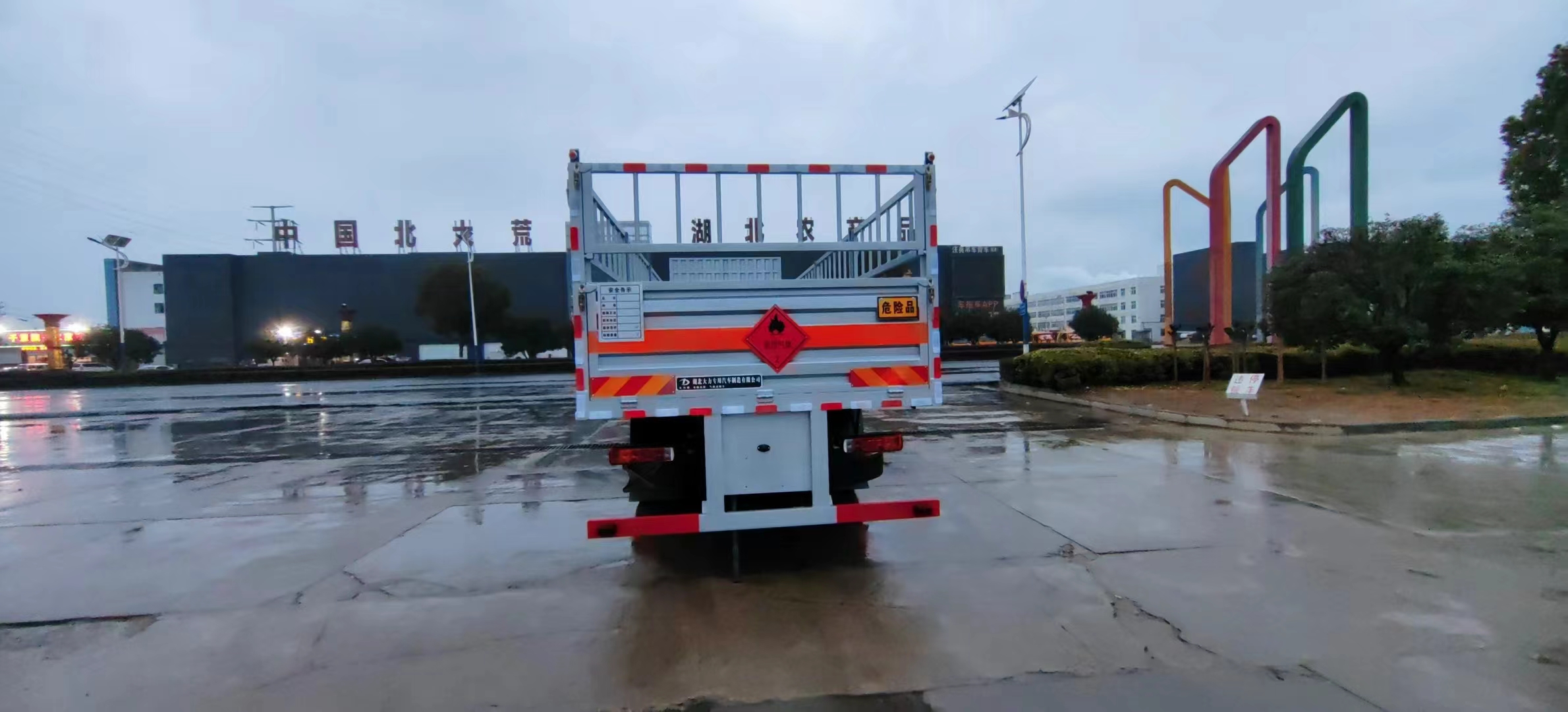 福田歐曼前四后八國六氣瓶車