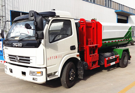 東風掛桶式垃圾車