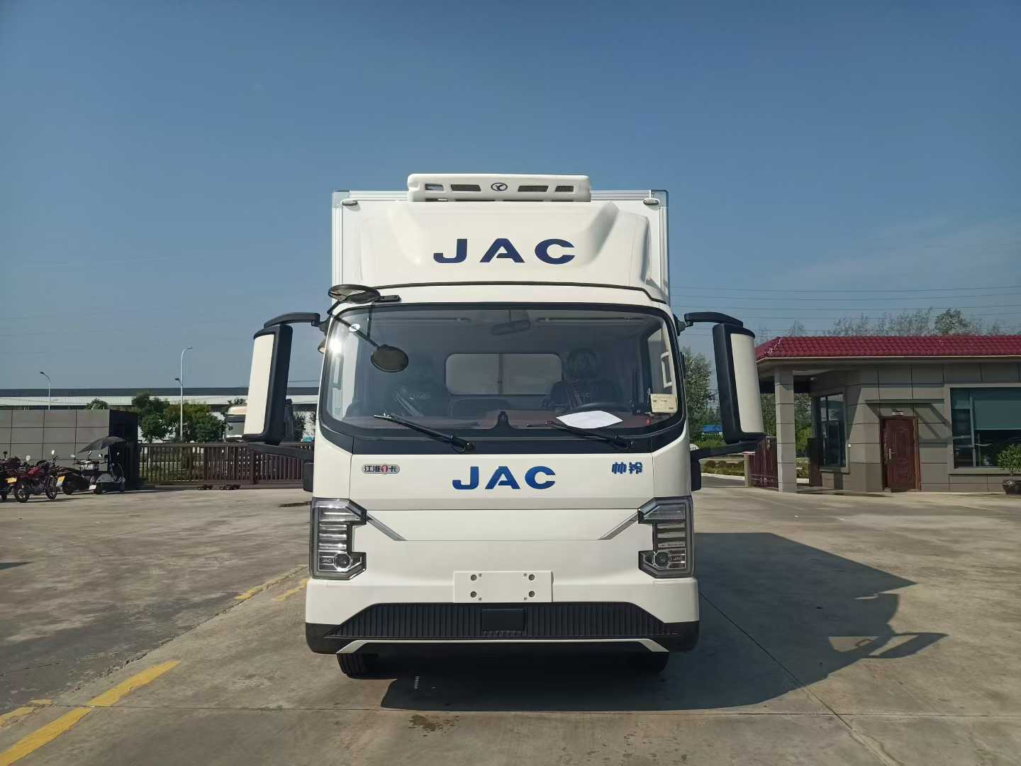 江淮140度電藍牌國六冷藏車