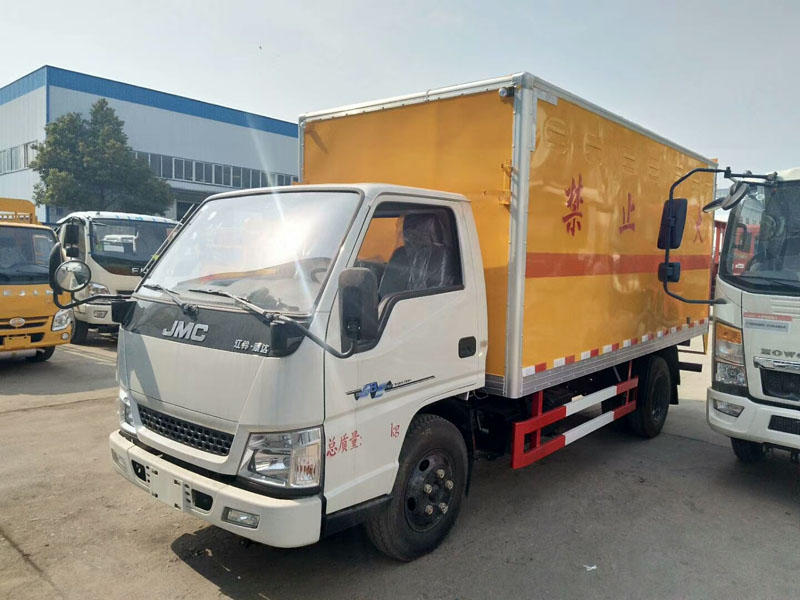 危貨車車牌被盜怎么補辦，程力來教您