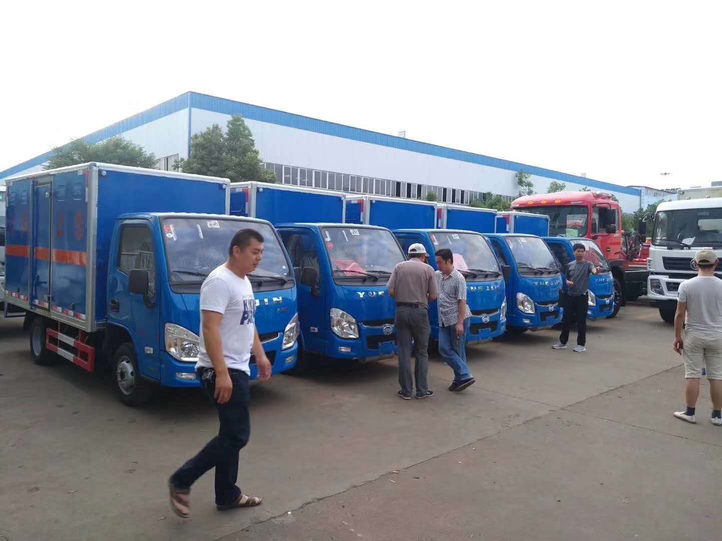 廣東河源周總訂購的32臺躍進小福星易燃氣體廂式車全部完工