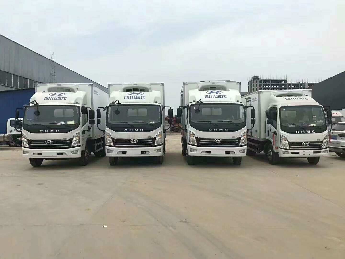 山東周總訂購四臺現代冷藏車發車