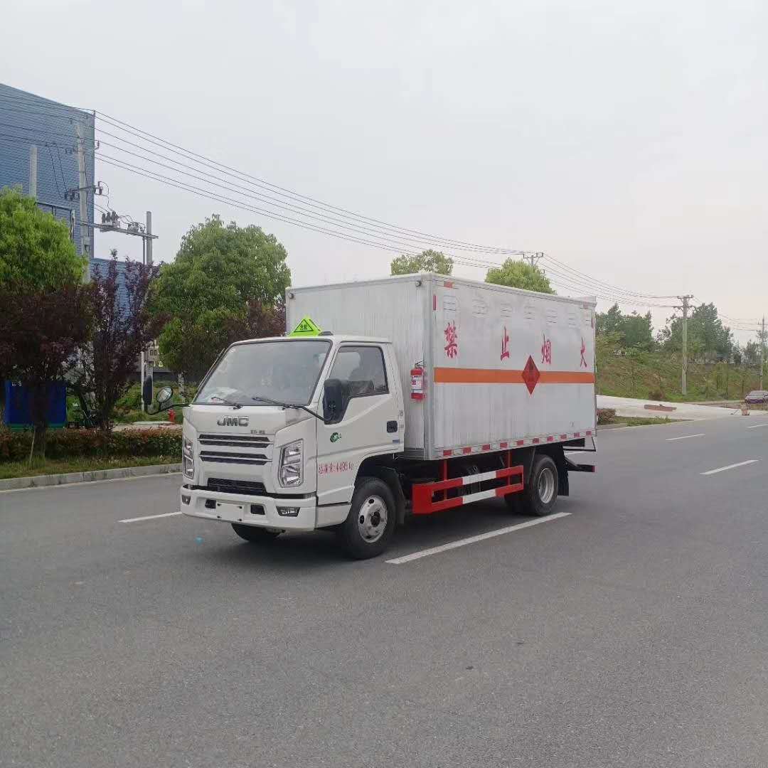 不用等不用看，江鈴國六全系危險品車型滿足您