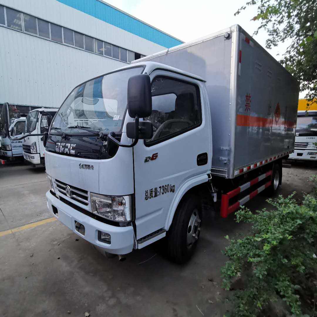 危貨車汽車空調怎么省油，程力專汽來教您