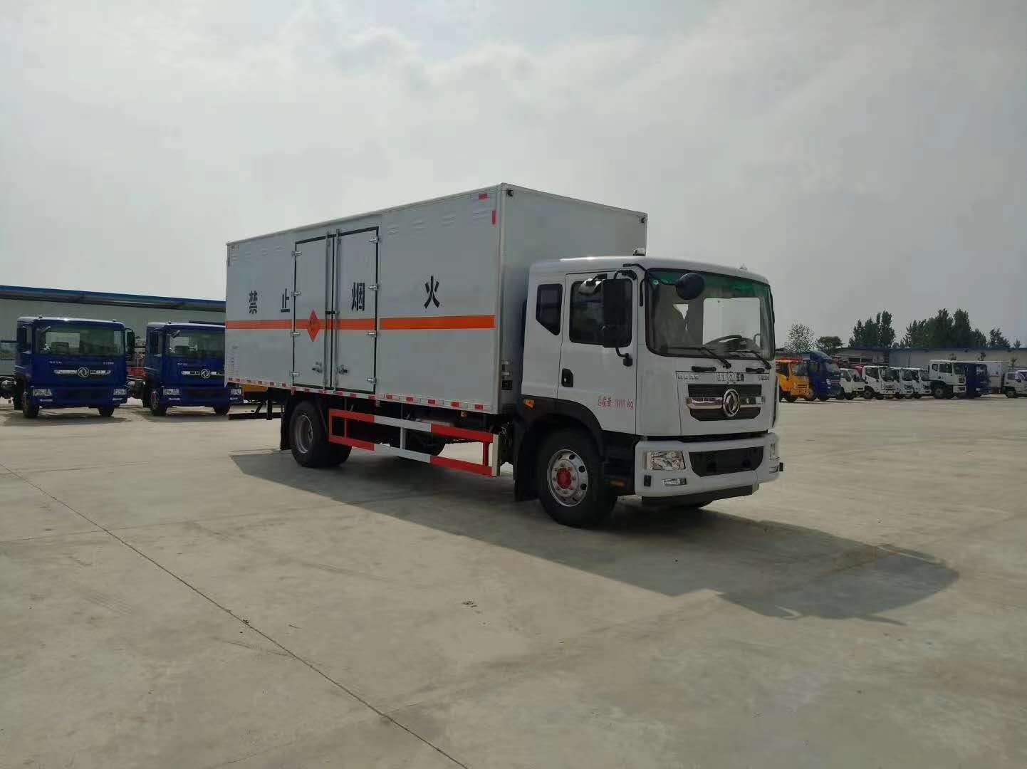 東風D9國六危險品車詳細介紹