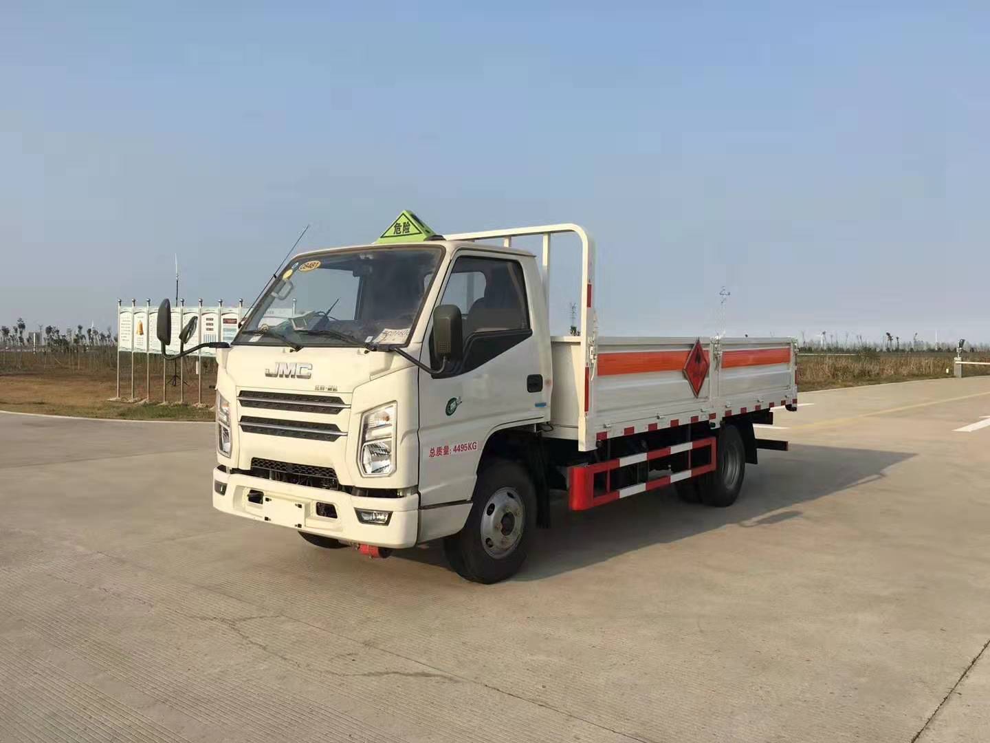 高溫天氣，危險品車駕駛室內禁止放物品明細