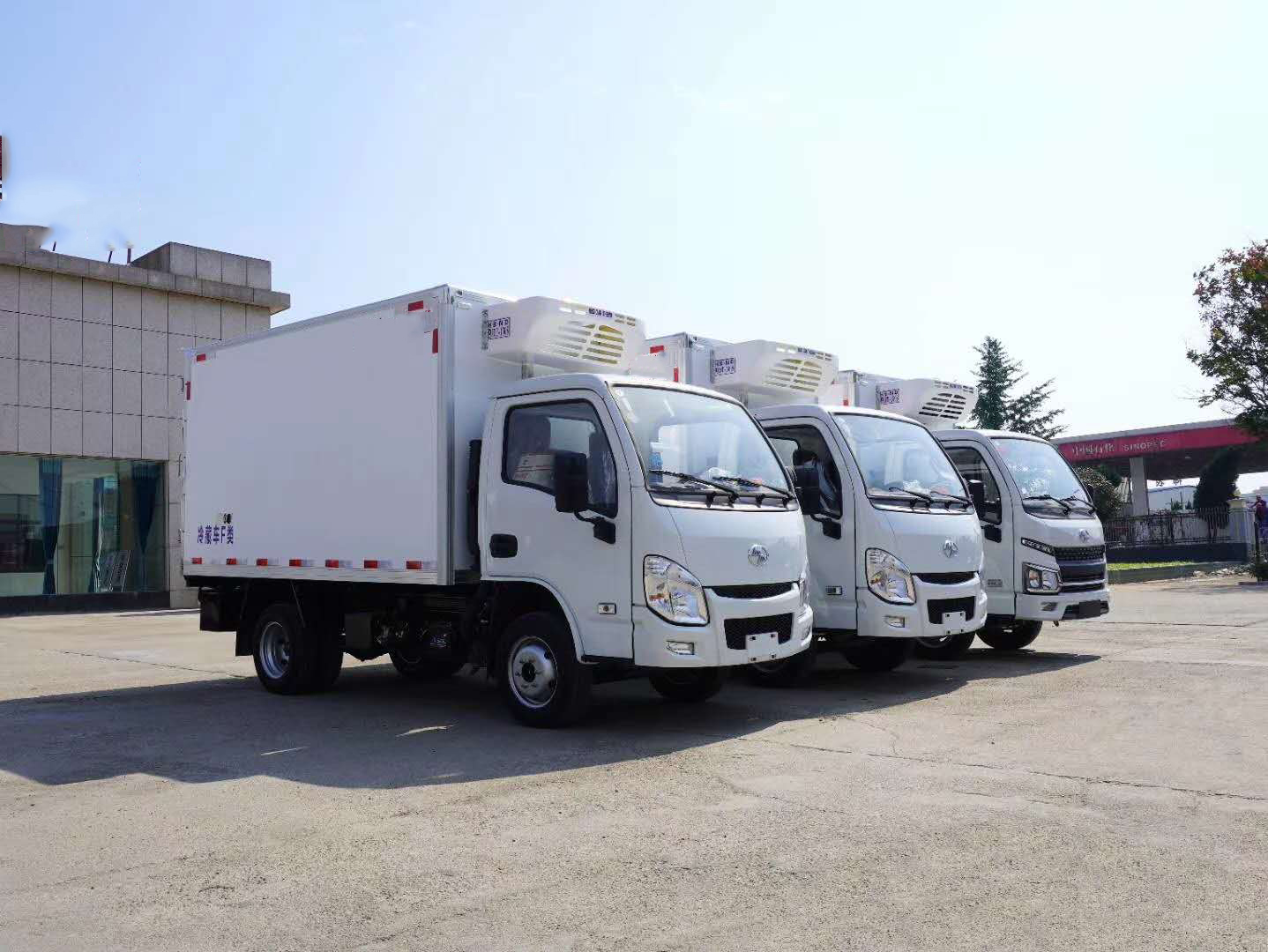 躍進(jìn)福運(yùn)S70汽油無害化處理運(yùn)輸車批量發(fā)車