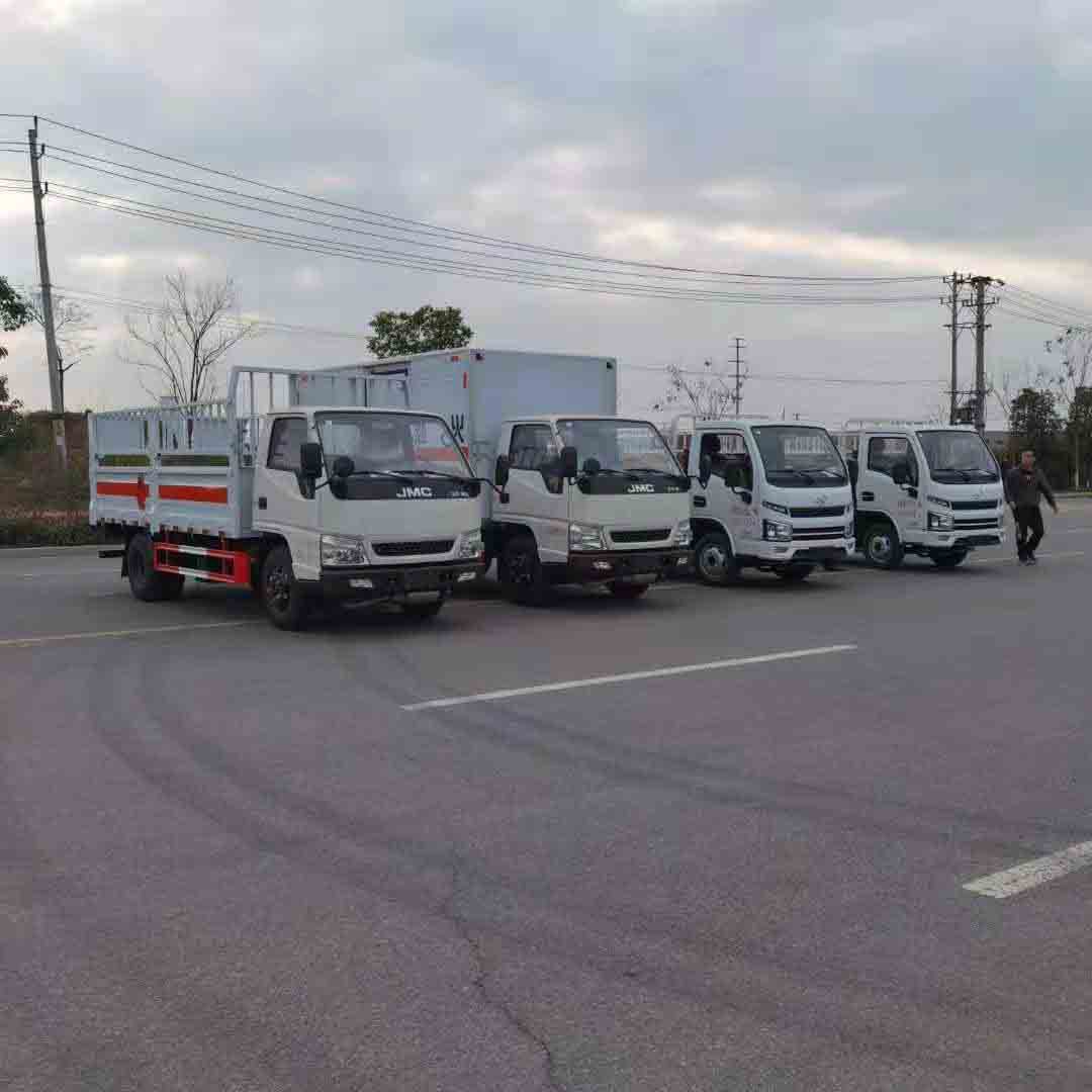 青島李總訂購4臺危險品車