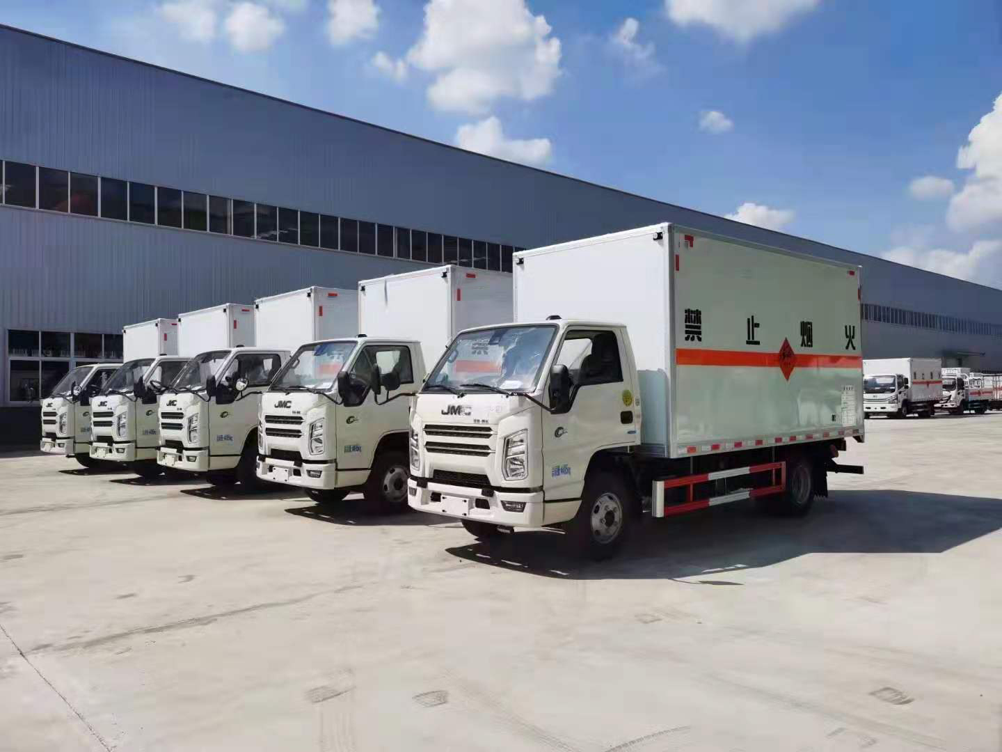 河北黃總訂購五臺江鈴國六危險品車