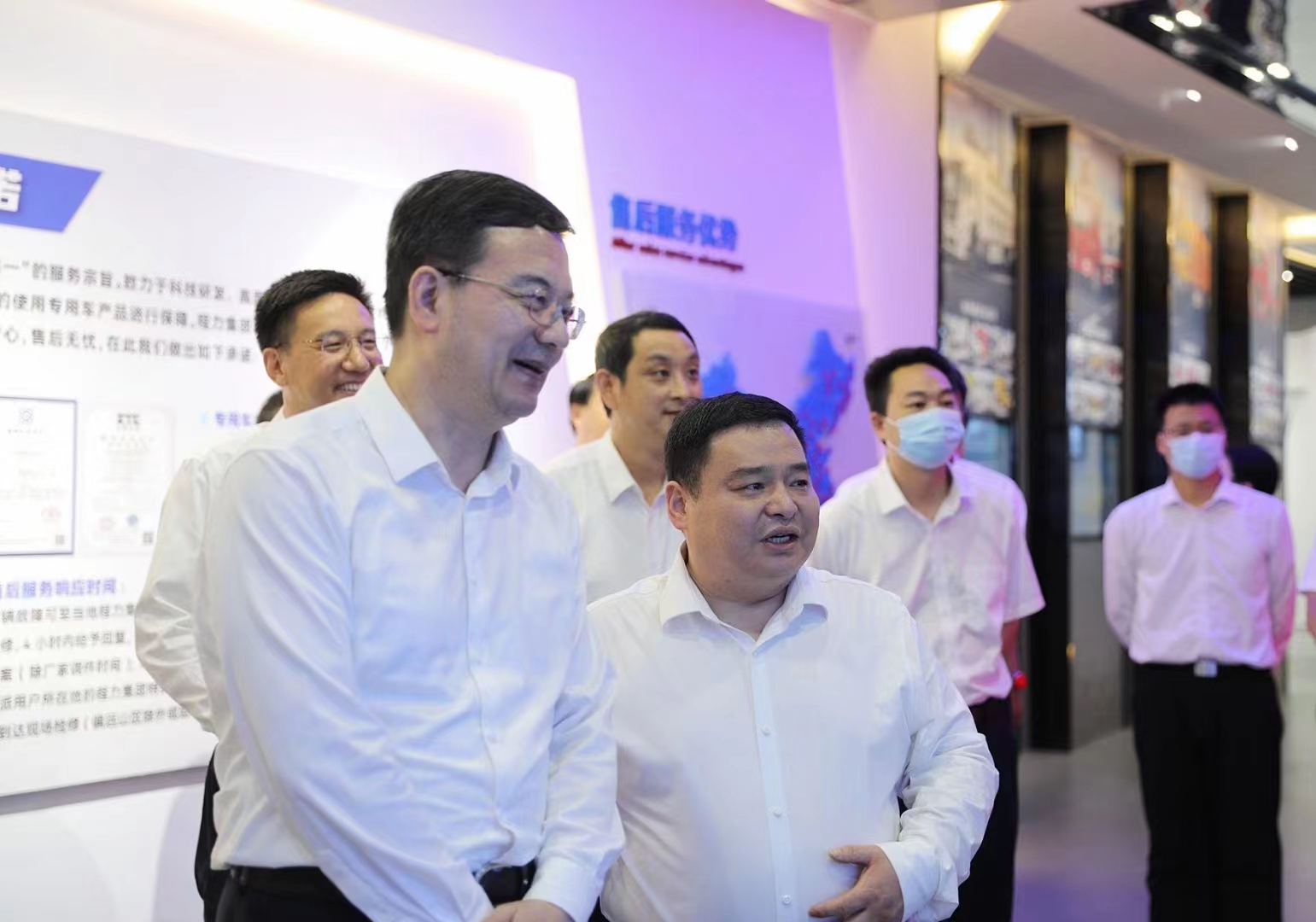 湖北省副省長盛閱春一行來程力考察指導(dǎo)工作