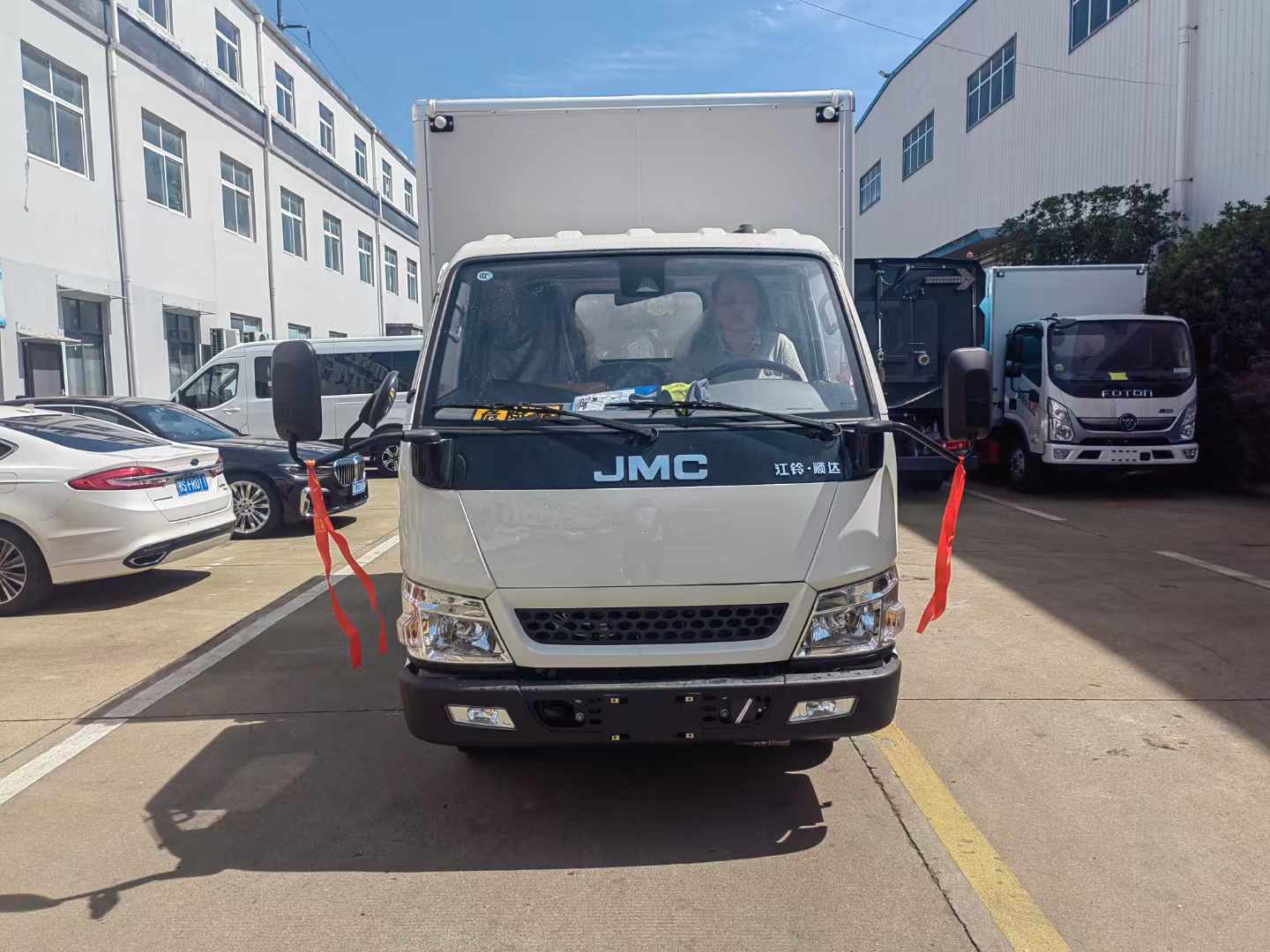 江鈴順達3米5國六爆破器材運輸車