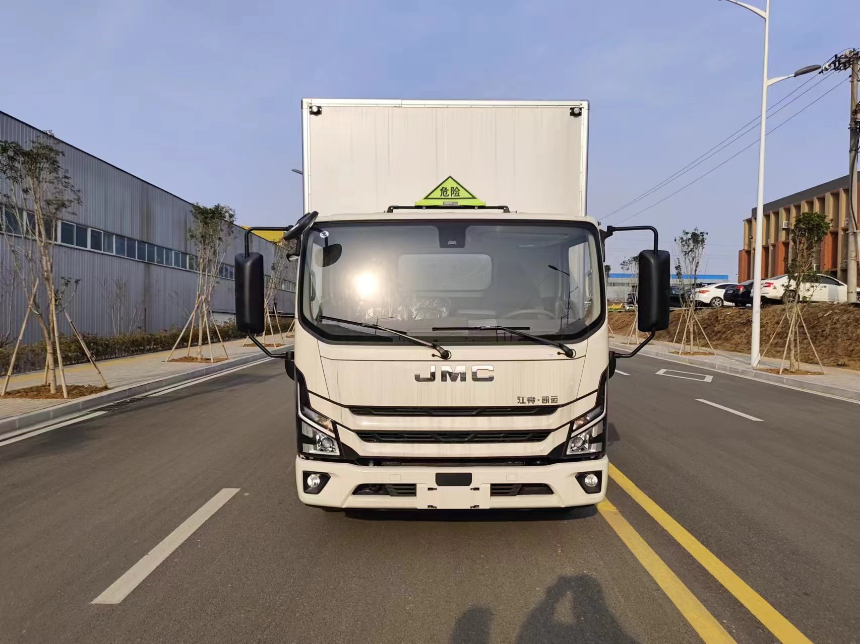 江鈴凱運國六1.2噸藍牌爆破車