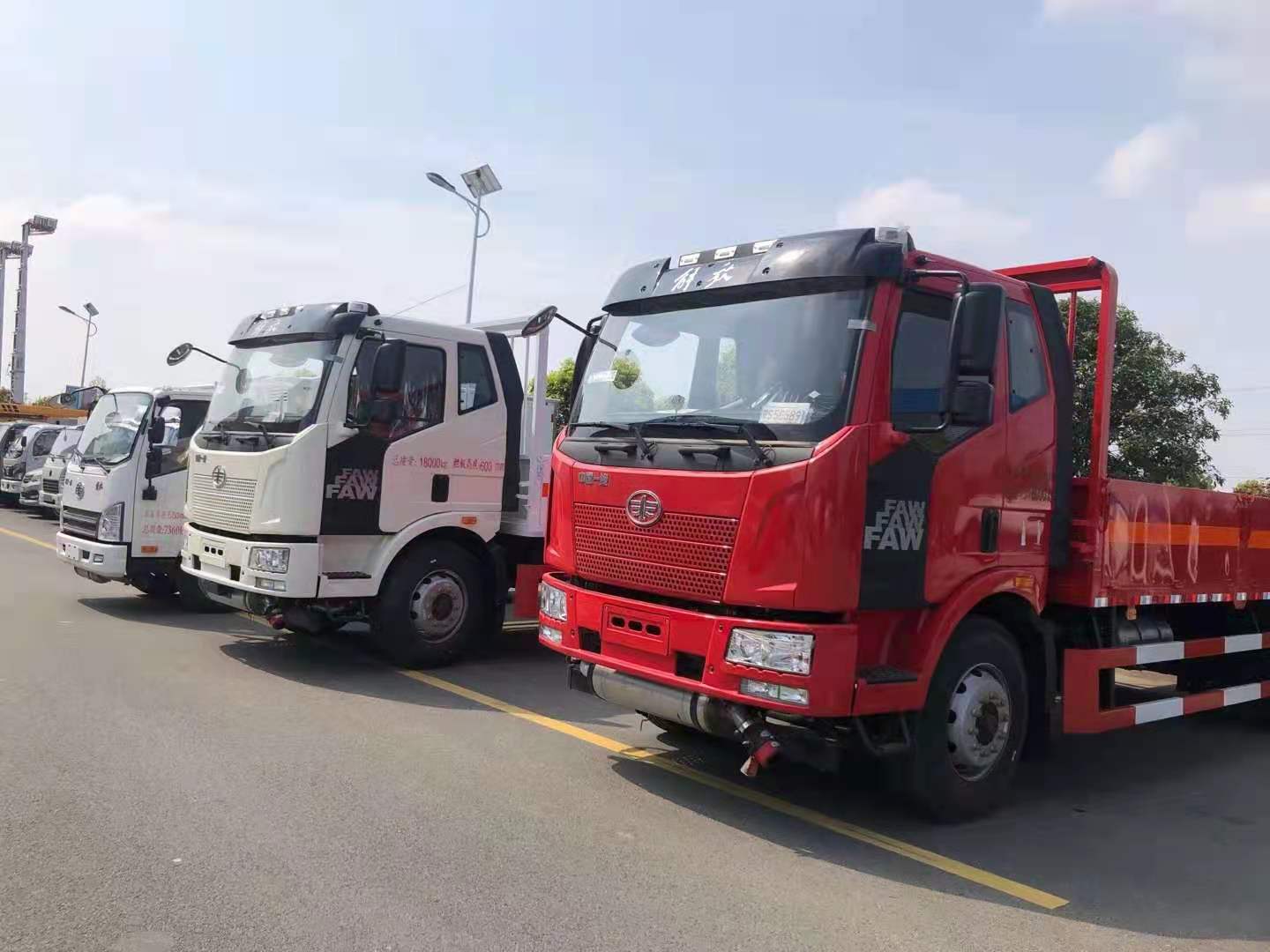 山東李總訂購三臺解放J6氣瓶運輸車